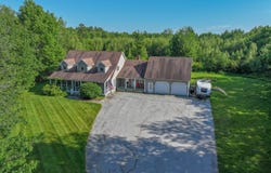 78 Lakeview Road, Glenburn, ME 04401