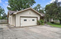 1801 W Cherokee Street, Springfield, MO 65807