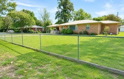 104 S Cone, Searcy, AR 72143