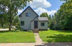 422 Park Avenue, Sandstone, MN 55072