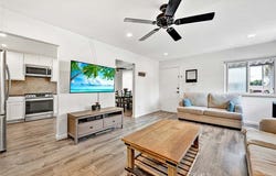 215 E Taft Avenue, Orange, CA 92865