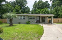 5357 Locklin Ave, Milton, FL 32570