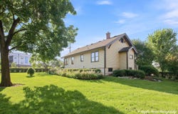 204 N Archer Avenue, Mundelein, IL 60060