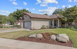 4025 W Hemlock Court, Visalia, CA 93277