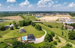 320 Briar Hill Drive, Whiteland, IN 46184