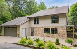 W6951 King Road, Poynette, WI 53955-9698