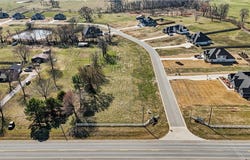 102 Jenna Lane, Gravette, AR 72764