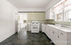 256 W Forest Avenue, Muskegon, MI 49441