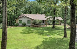 12 Hawk Forest Court, Defiance, MO 63341