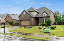394 GLEN CROSS WAY, TRUSSVILLE, AL 35173
