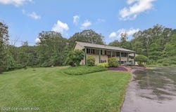 274 Frantz Hill Road, Scotrun, PA 18355