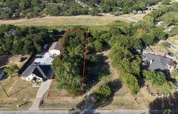 1704 S Sam houston Road, Mesquite, TX 75149