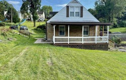1131 S Park Drive, Fairmont, WV 26554