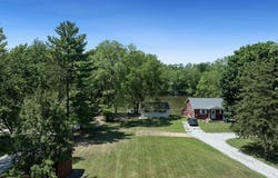 7198 S Rock Nation, DIXON, IL 61021