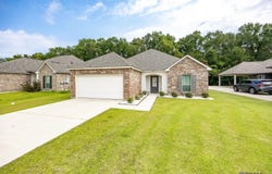 2448 Woodland Ct, Port Allen, LA 70710