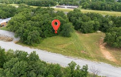 Segundo Drive, Runaway Bay, TX 76426