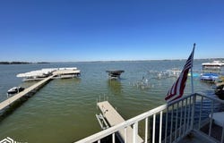 2515 S Lakeview Court, Clear Lake, IA 50428