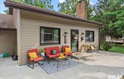 1924 CEDAR Street, Jacksonville, IL 62650