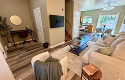 695 SE 197TH Ave, Portland, OR 97233