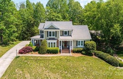604 Foxridge Court SE, Lenoir, NC 28645
