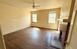 301 W PARKWAY, TALLADEGA, AL 35160