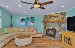 35395 BAYSIDE GARDENS RD, Nehalem, OR 97131