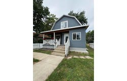 545 Montana Ave SW, Huron, SD 57350