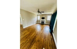 125 10th St, Carmi, IL 62821