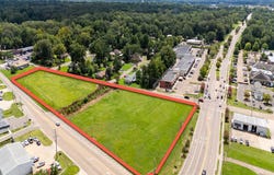 Clinton Parkway, Clinton, MS 39056