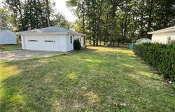 29589 Shaker Drive, Wickliffe, OH 44092