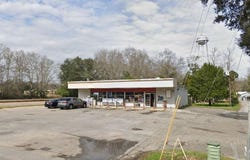 10 WILLIAMS DITCH ROAD, CANTONMENT, FL 32533