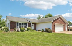 2 Stone Drive, Highland, IL 62249