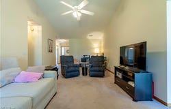 1402 Channonbrook Street SW, Canton, OH 44710
