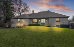 2370 HOLTMAN DRIVE NE, GRAND RAPIDS, MI 49525