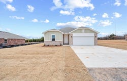 5201 Grassland Drive, Guthrie, OK 73044