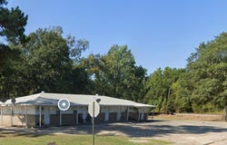 2202 W 10TH Avenue, Pine Bluff, AR 71611