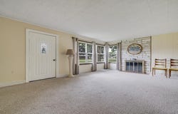 402 Glendale, LOVES PARK, IL 61111