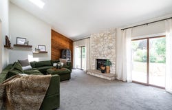 4470 S 85th St, Greenfield, WI 53228