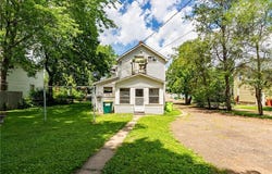 1103 Summit Street, Eau Claire, WI 54703