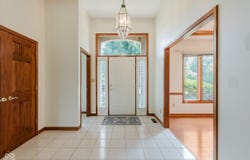 324 Abbedale Court, Carmel, IN 46032