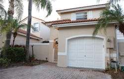 1085 River Birch St, Hollywood, FL 33019