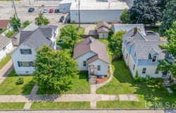 524 N 18th, Escanaba, MI 49829