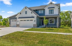 9814 Watermeadow Circle, Johnston, IA 50131