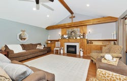1707 Sunset Dr, Augusta, KS 67010