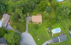 2 MARTINS LANE, DOWNINGTOWN, PA 19335