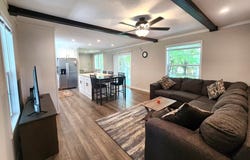 23 Yates St, PARIS, TN 38242
