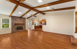 308 Dixon Drive, Hewitt, TX 76643