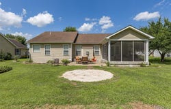 338 Autumn Chase Lane, Farmington, MO 63640