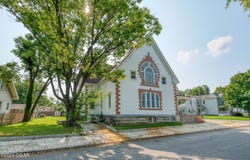 1014 S Main Street, Carthage, MO 64836