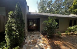 2530 CREEKVIEW DRIVE, HOOVER, AL 35226
